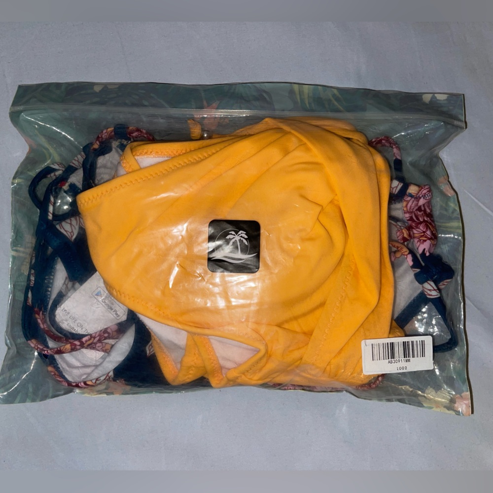 Two piece swim suit brand new - Picture 6 of 7